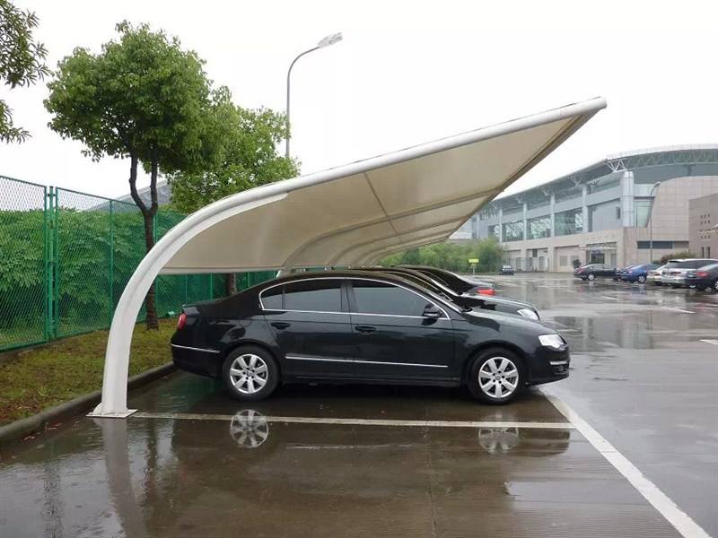 如何翻新膜結(jié)構(gòu)車棚好呢